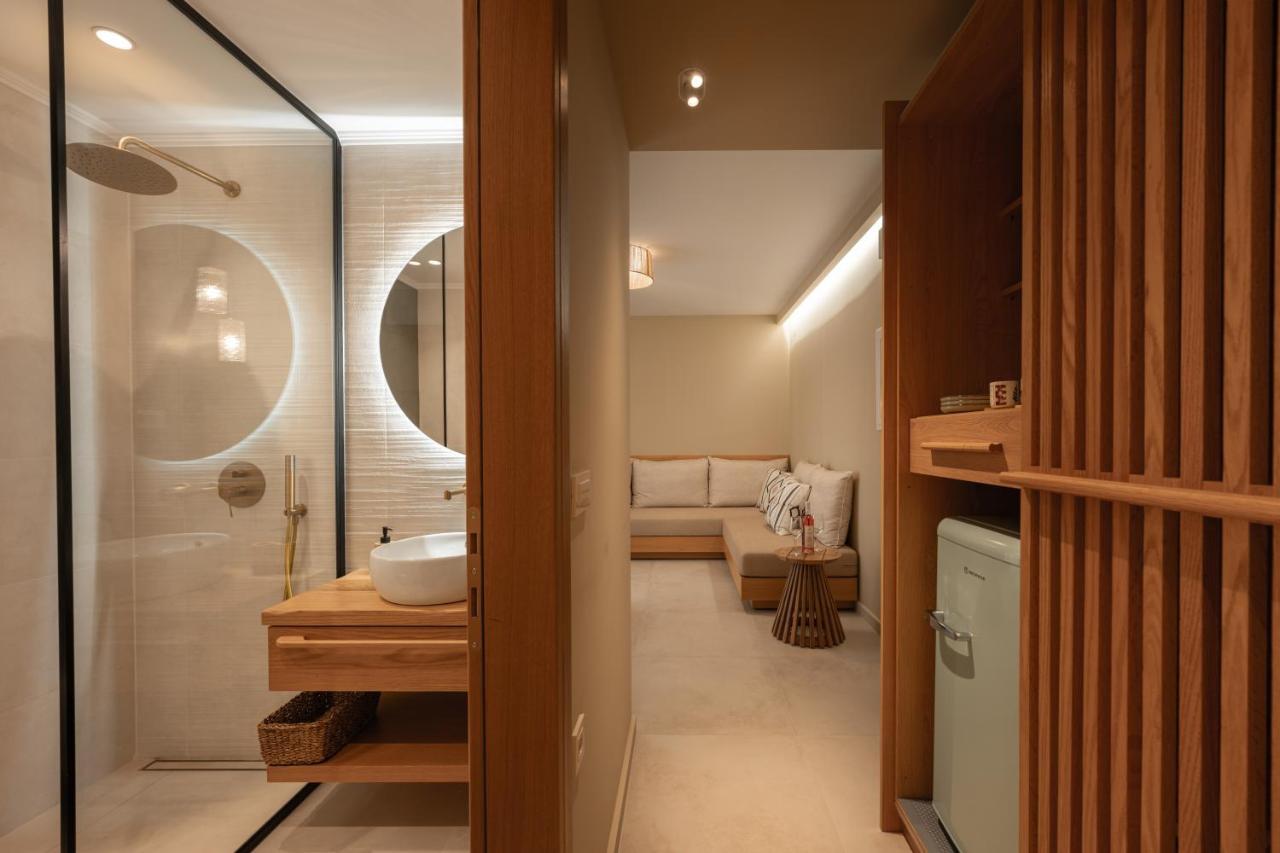 Trinity Design Suites Valanidorachi Екстериор снимка