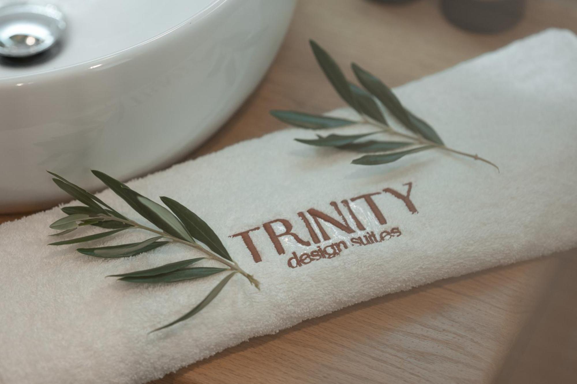 Trinity Design Suites Valanidorachi Екстериор снимка