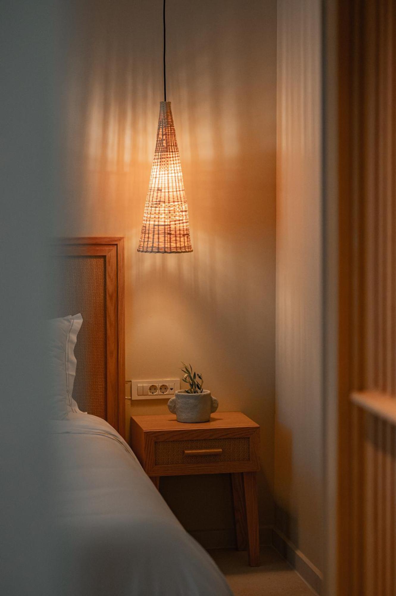 Trinity Design Suites Valanidorachi Екстериор снимка
